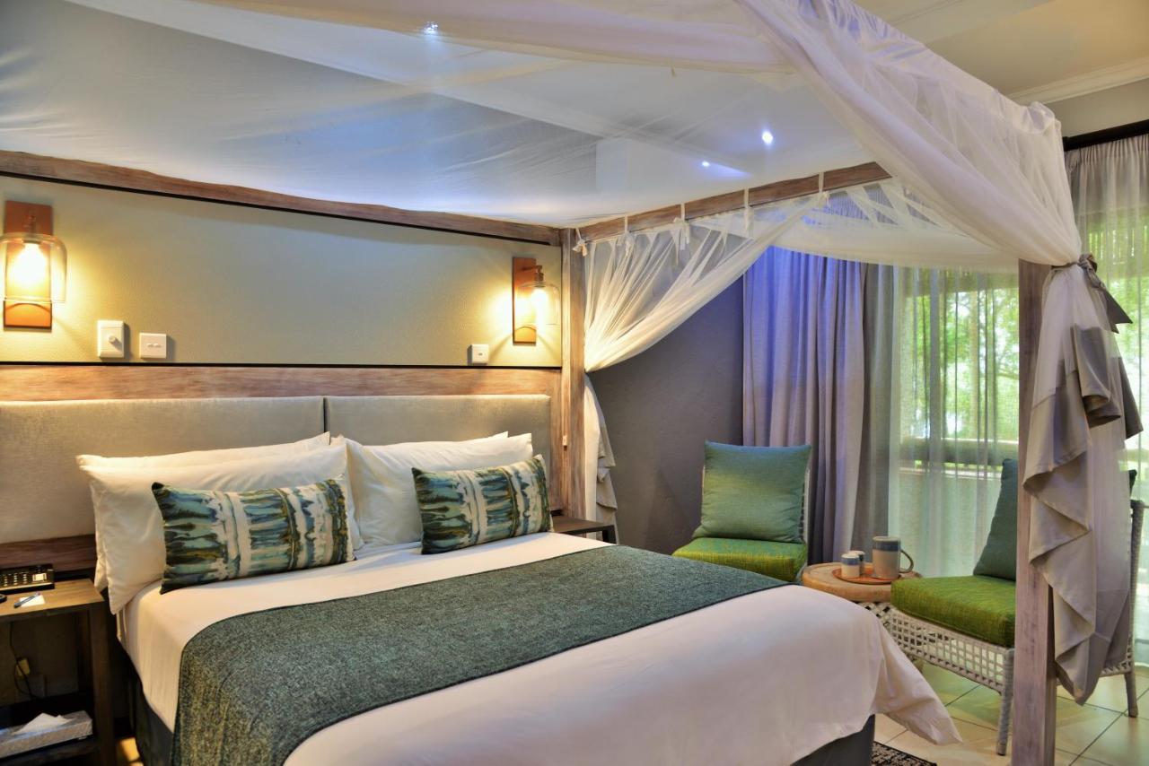 Cresta Mowana Safari Resort & Spa Kasane Exterior photo