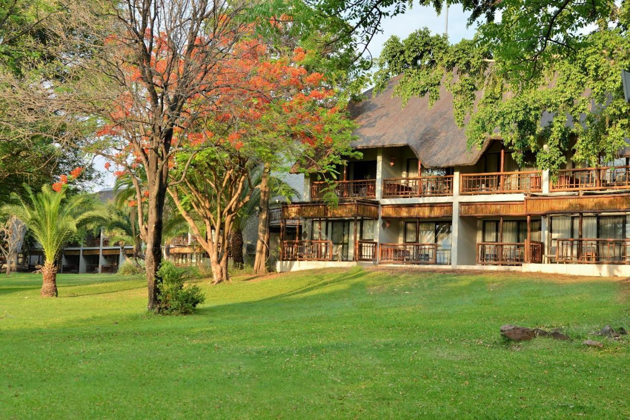 Cresta Mowana Safari Resort & Spa Kasane Exterior photo