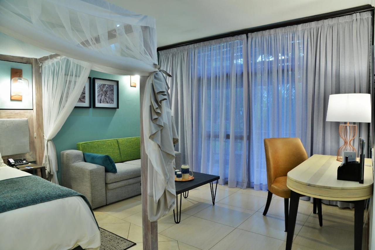 Cresta Mowana Safari Resort & Spa Kasane Exterior photo